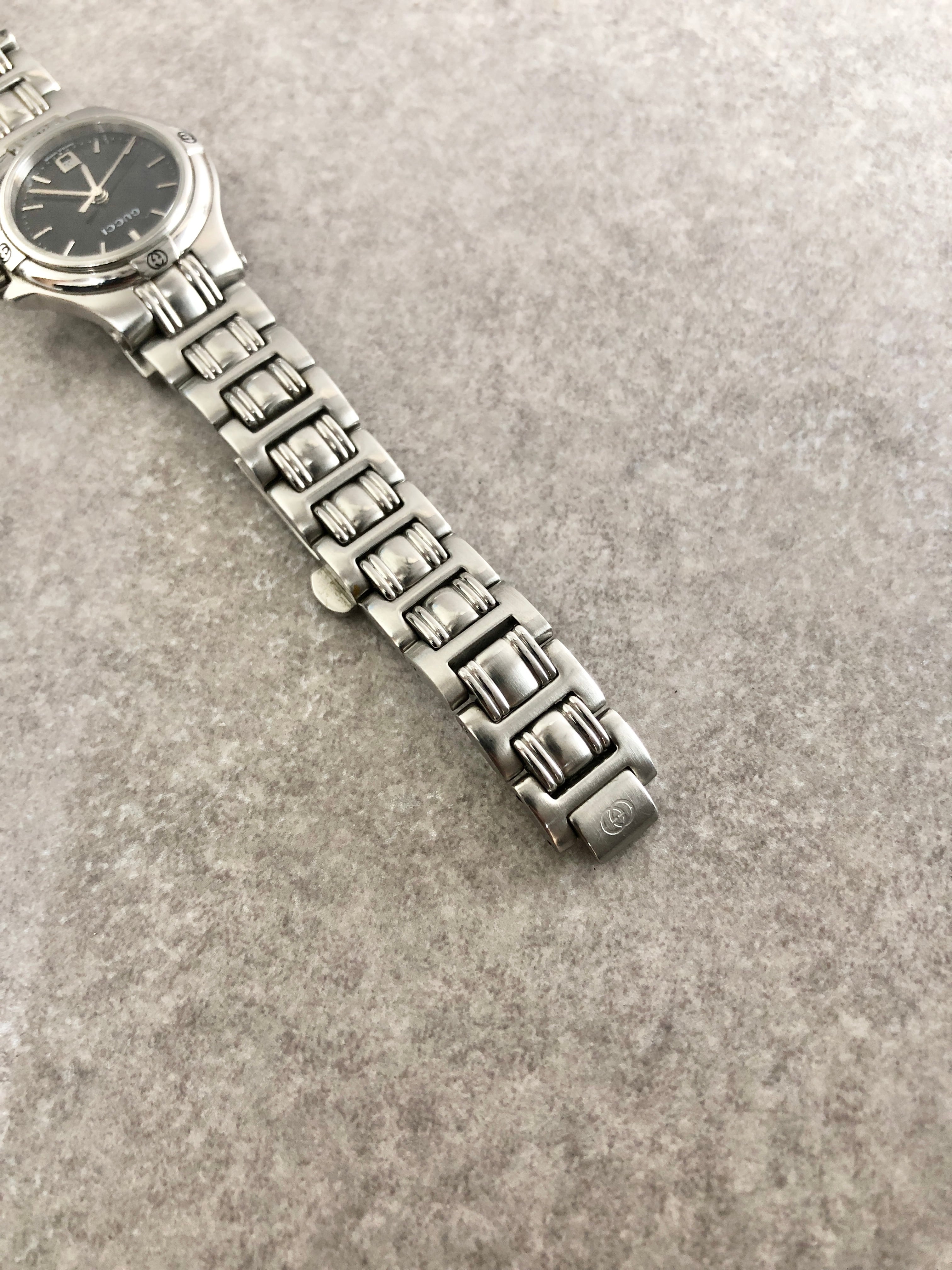 GUCCI グッチ 腕時計 シルバー GG ステンレススチール 9040L vintage
