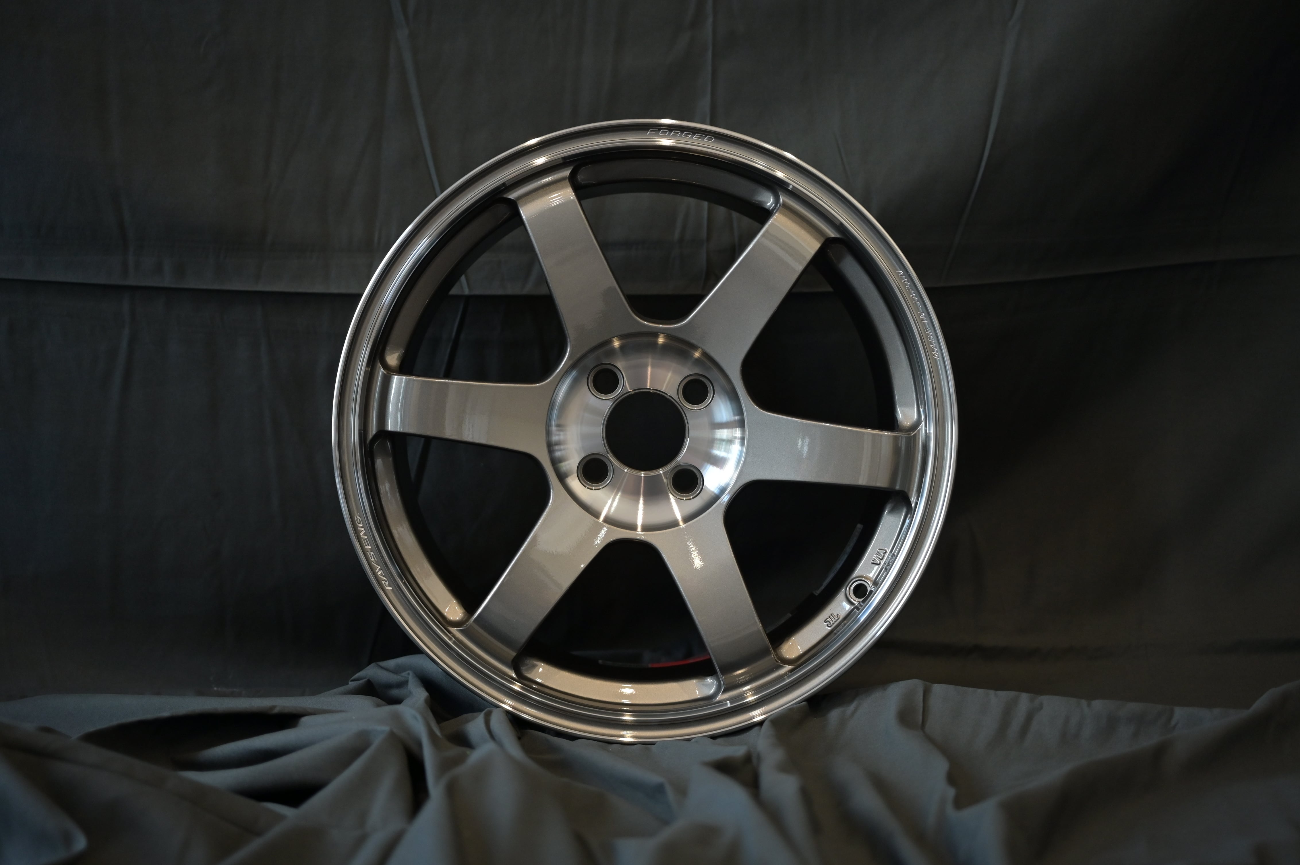 在庫限り TE37 SAGA SL 17ｲﾝﾁ オリジナル特注サイズ 4本セット | N-TEC