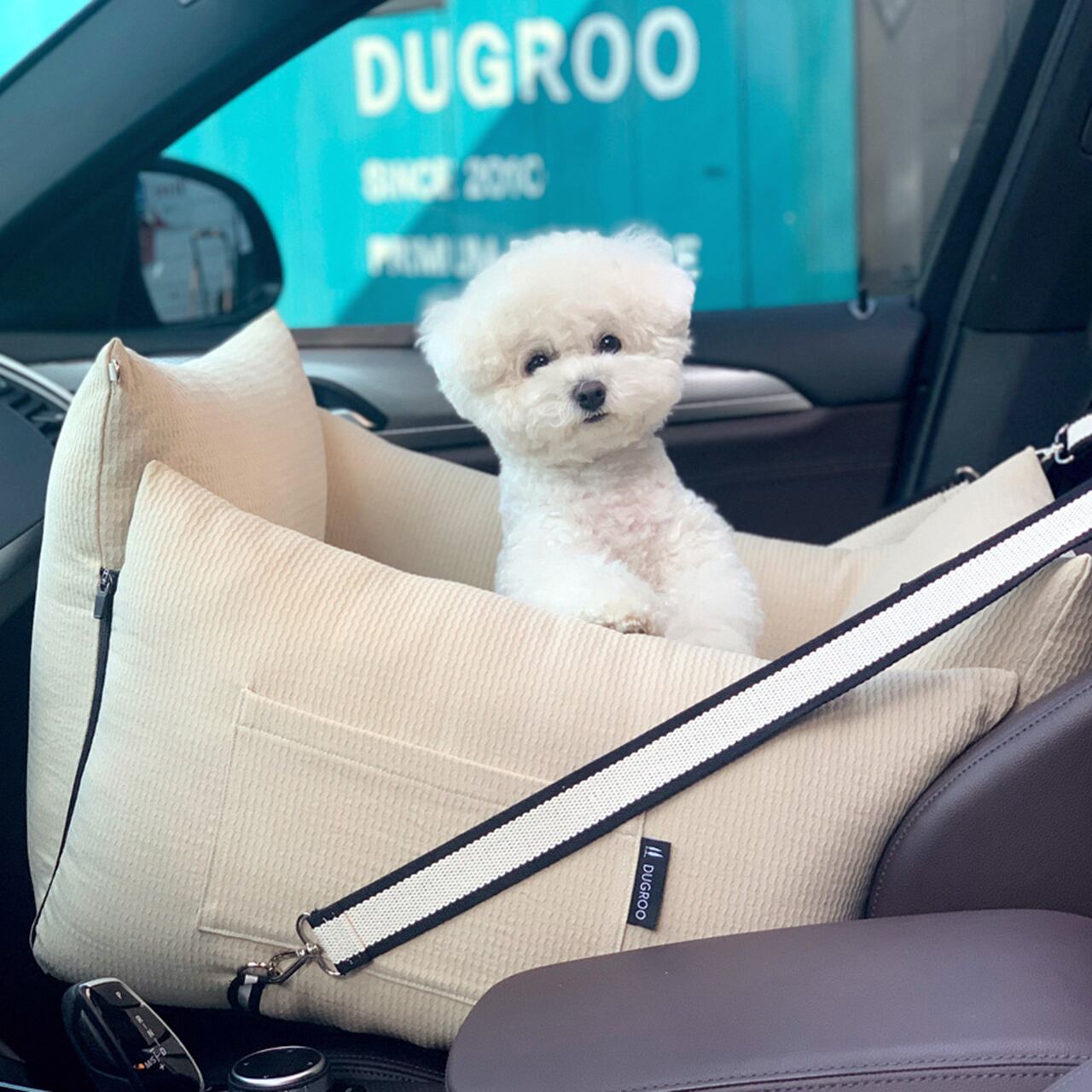 ☆DUGROO☆犬用カーシート ☆DUGROO☆犬用カーシート