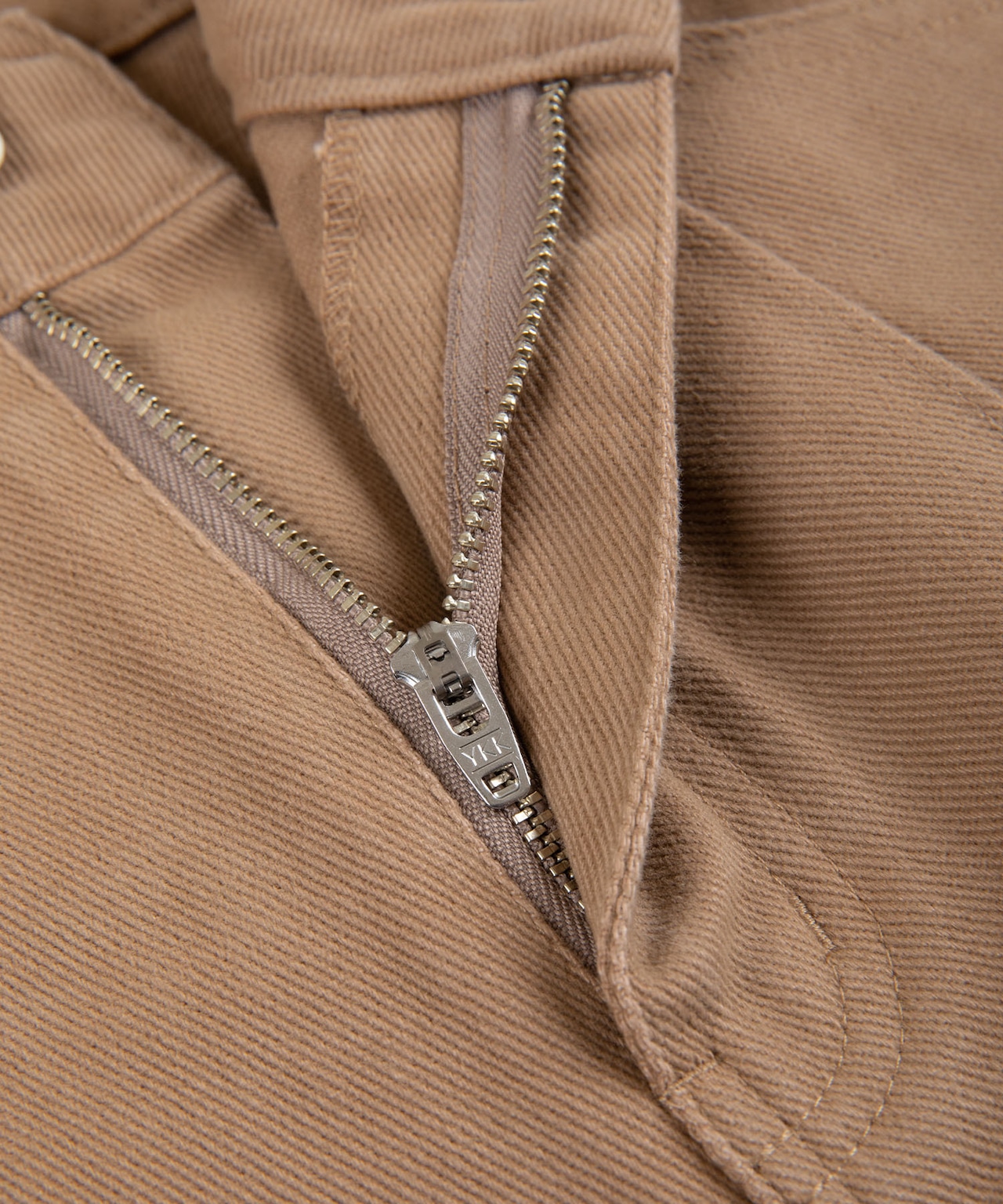 【#Re:room】COTTON TWILL HEM BUTTON TRACK PANTS［REP202］