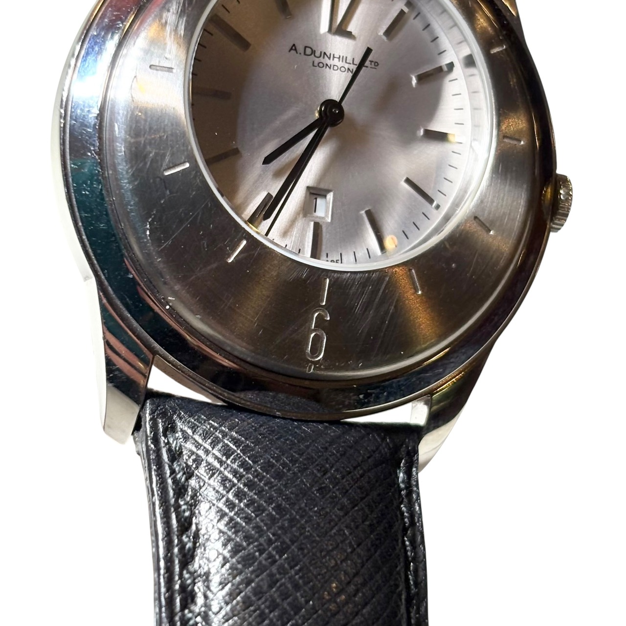 A.DUNHILL quartz watch “eccentric”