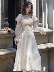 【0088】Jacquard Lace Flare Long Sleeve Dress