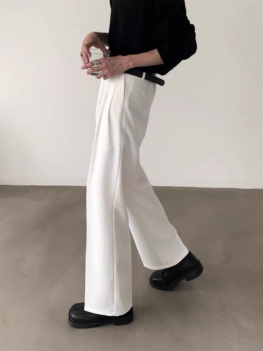 ノーブルドレープストレートパンツ ホワイト