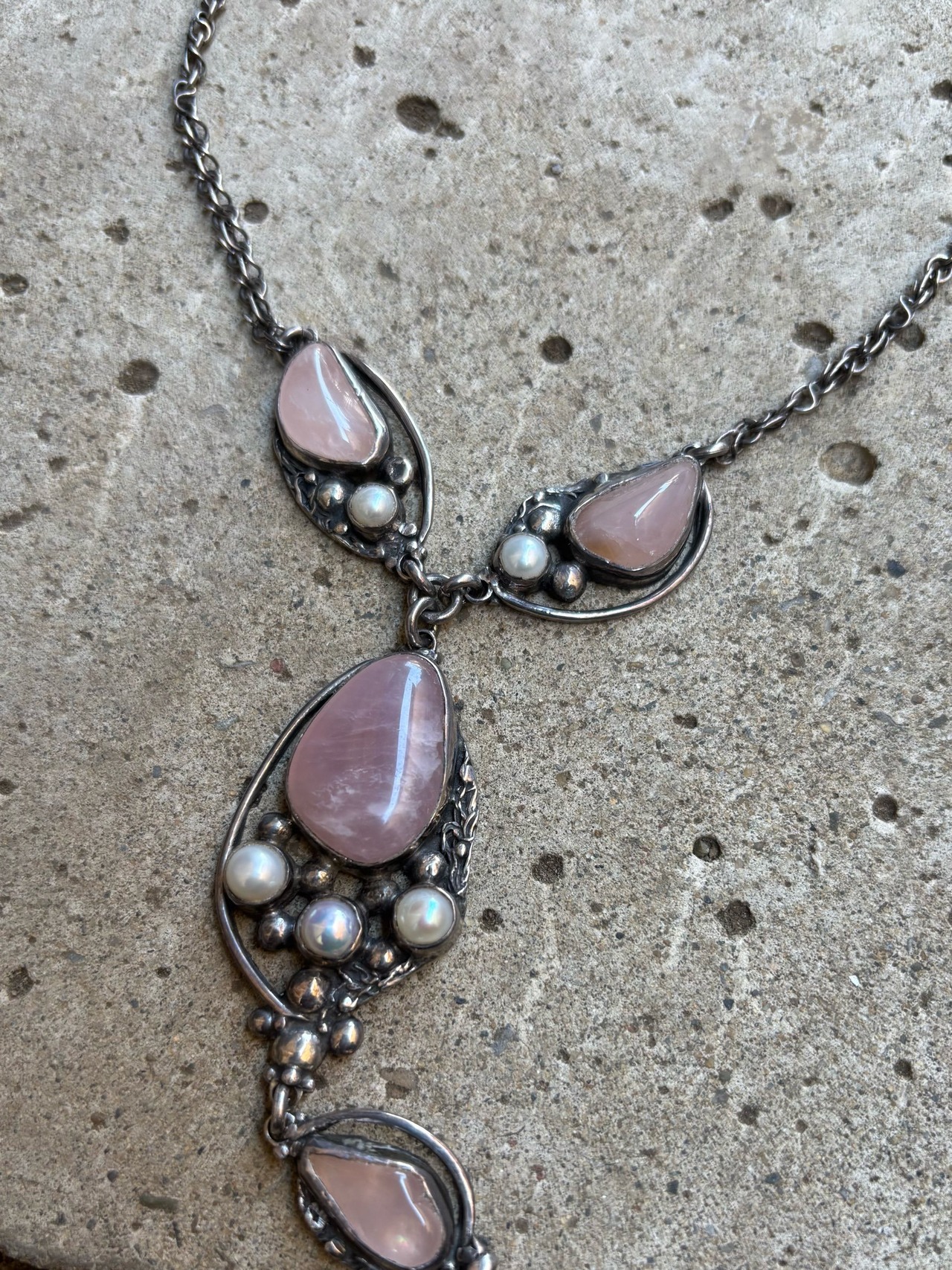 pale pink stone vintage necklace-4572-3