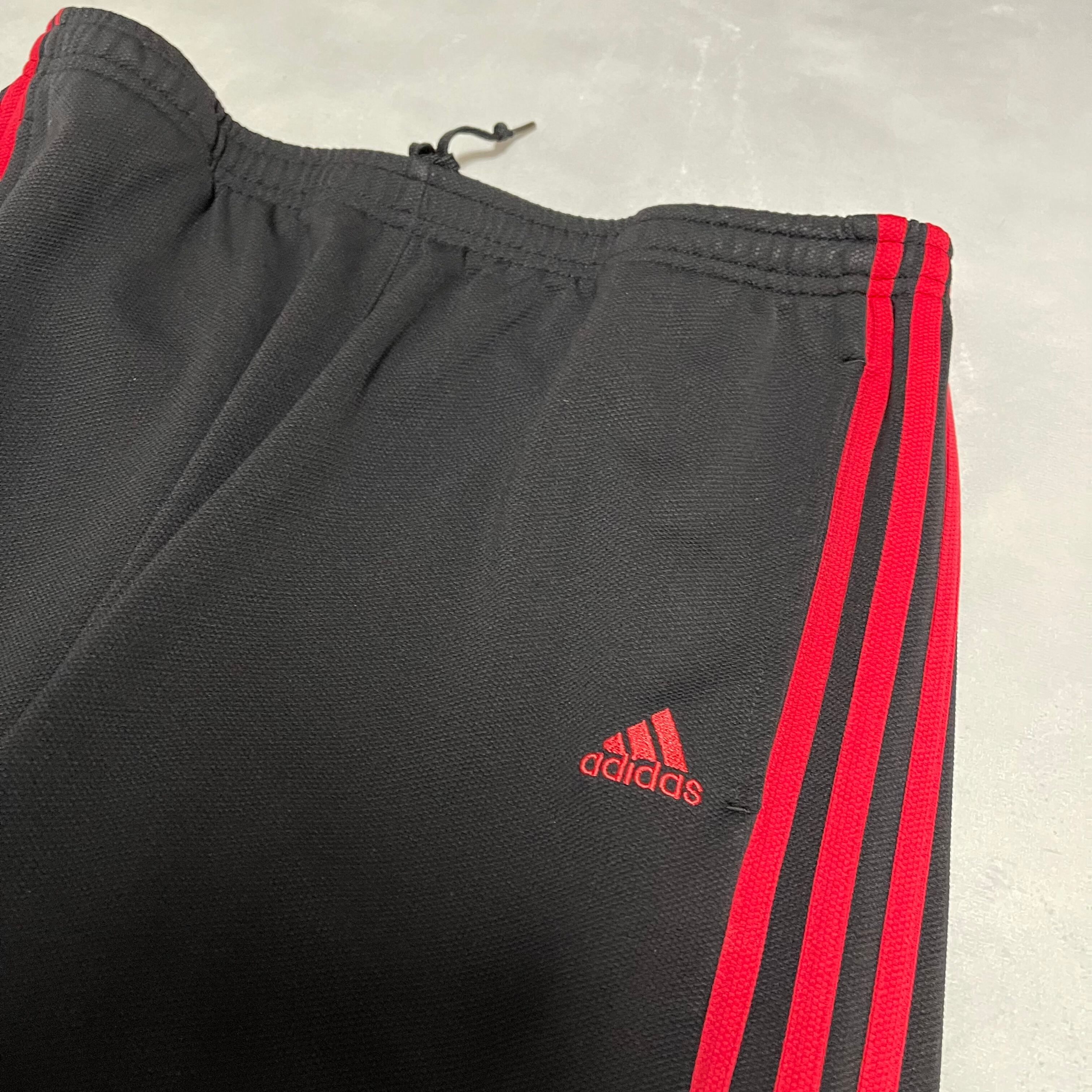 adidas アディダス トラックパンツ ジャージ 黒 赤 Mサイズ | 古着屋