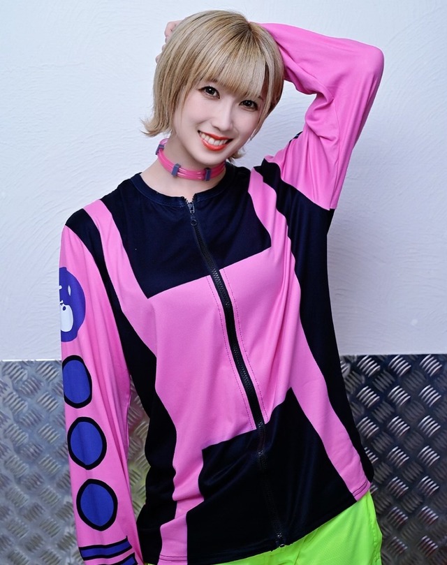 FÖTUS × AIKA ELECTRONICS ロングTee【PINK】 ／AIKA ELECTRONICS