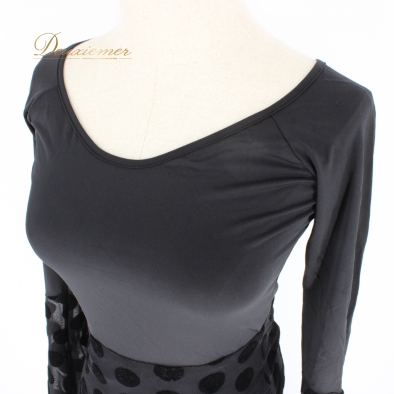 社交ダンス 衣装 スタンダード 上下セット ツーピース レッスンウェア パーティ衣装 Natural Spin ナチュラルスピン 水玉 ブラック系 ドット 黒 フロッキー加工 伸縮性 Mサイズ おしゃれ フィットネス ダンス用 スポーツウェア レディース 発表会 お出かけ 着心地良好 クラシック ドット柄 マルチシーズン ブラックドレス コーディネート かっこいい