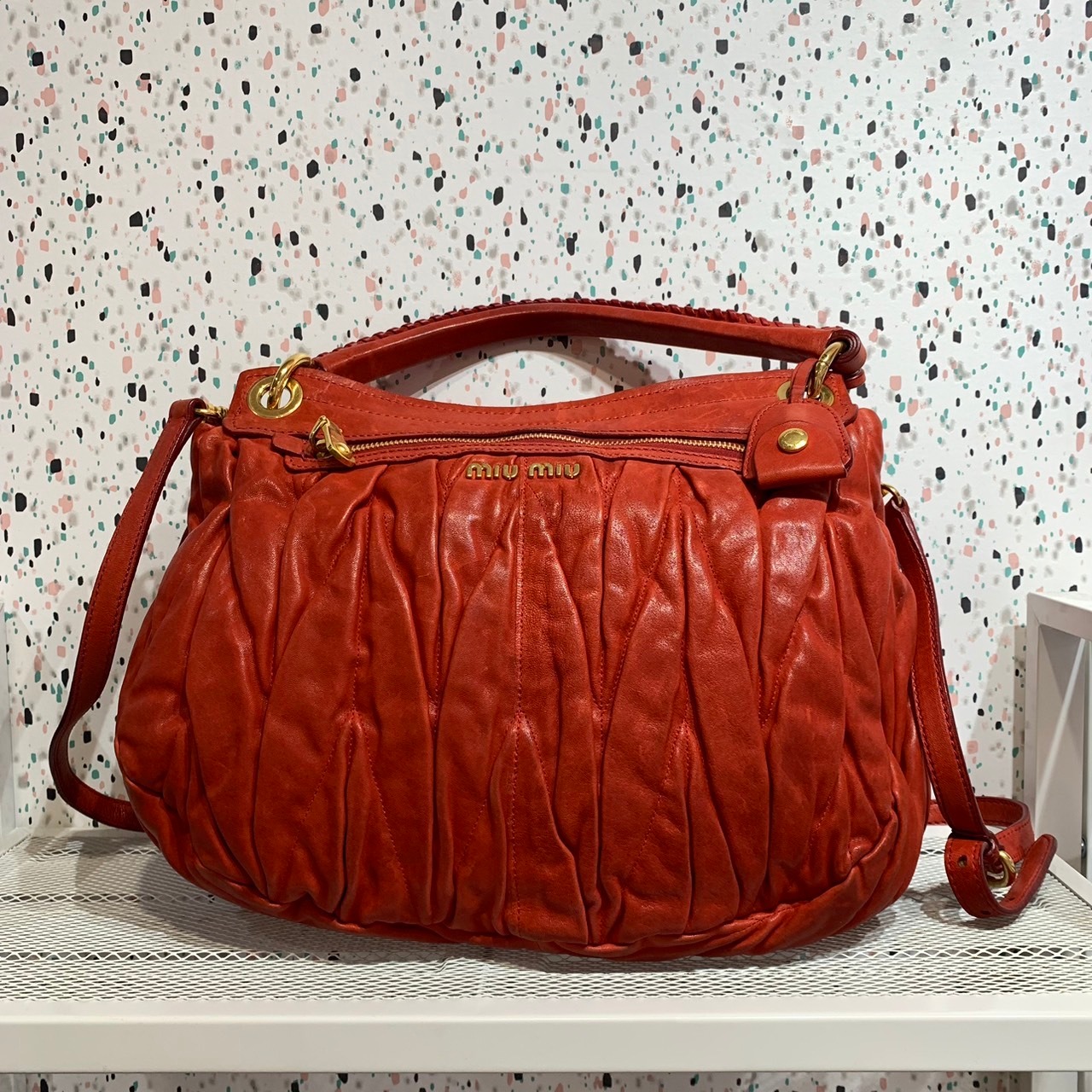 MIUMIU ミュウミュウ マトラッセ ACCA CON PATTINA 2WAYバッグ 