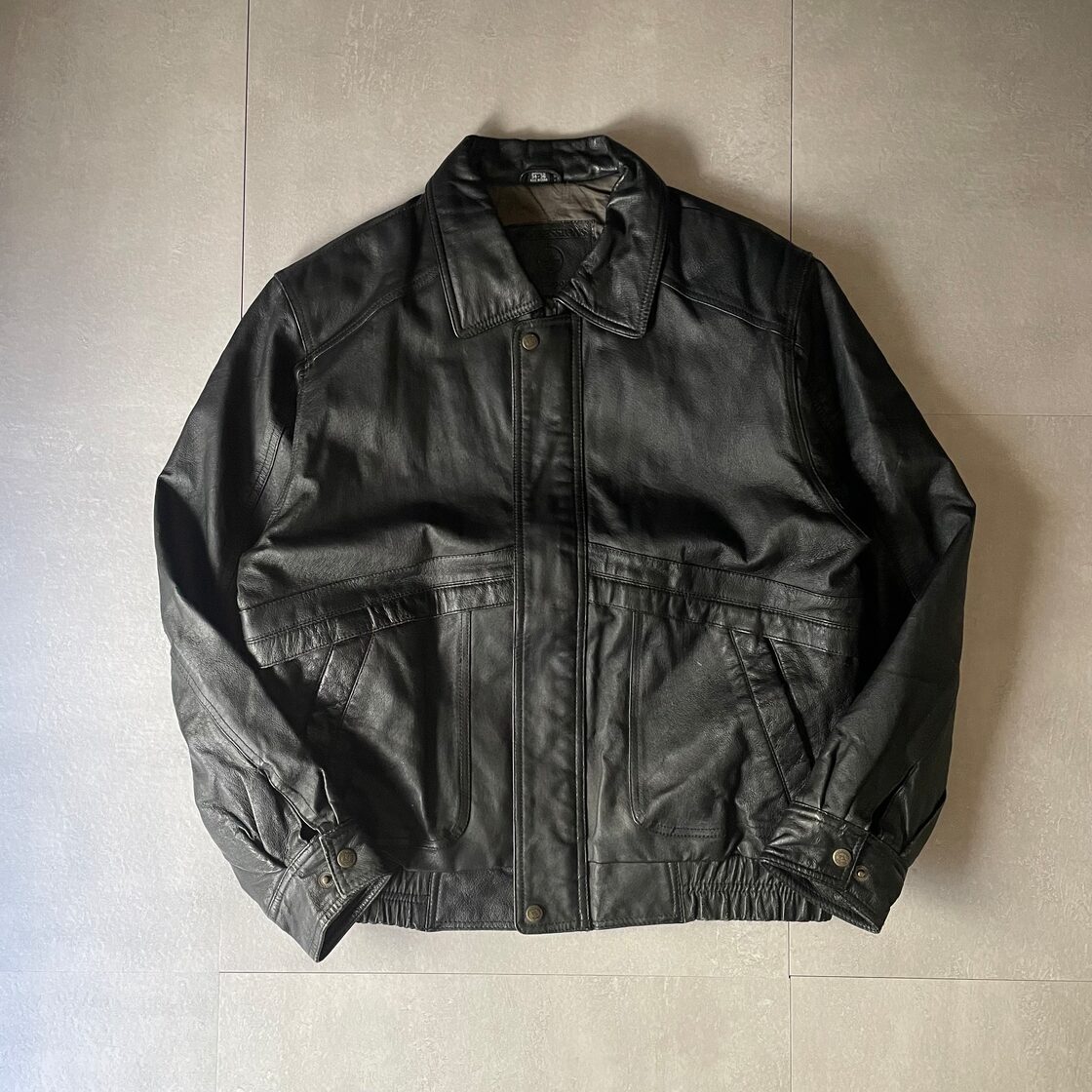 Expressions leather jacket | PAY ID