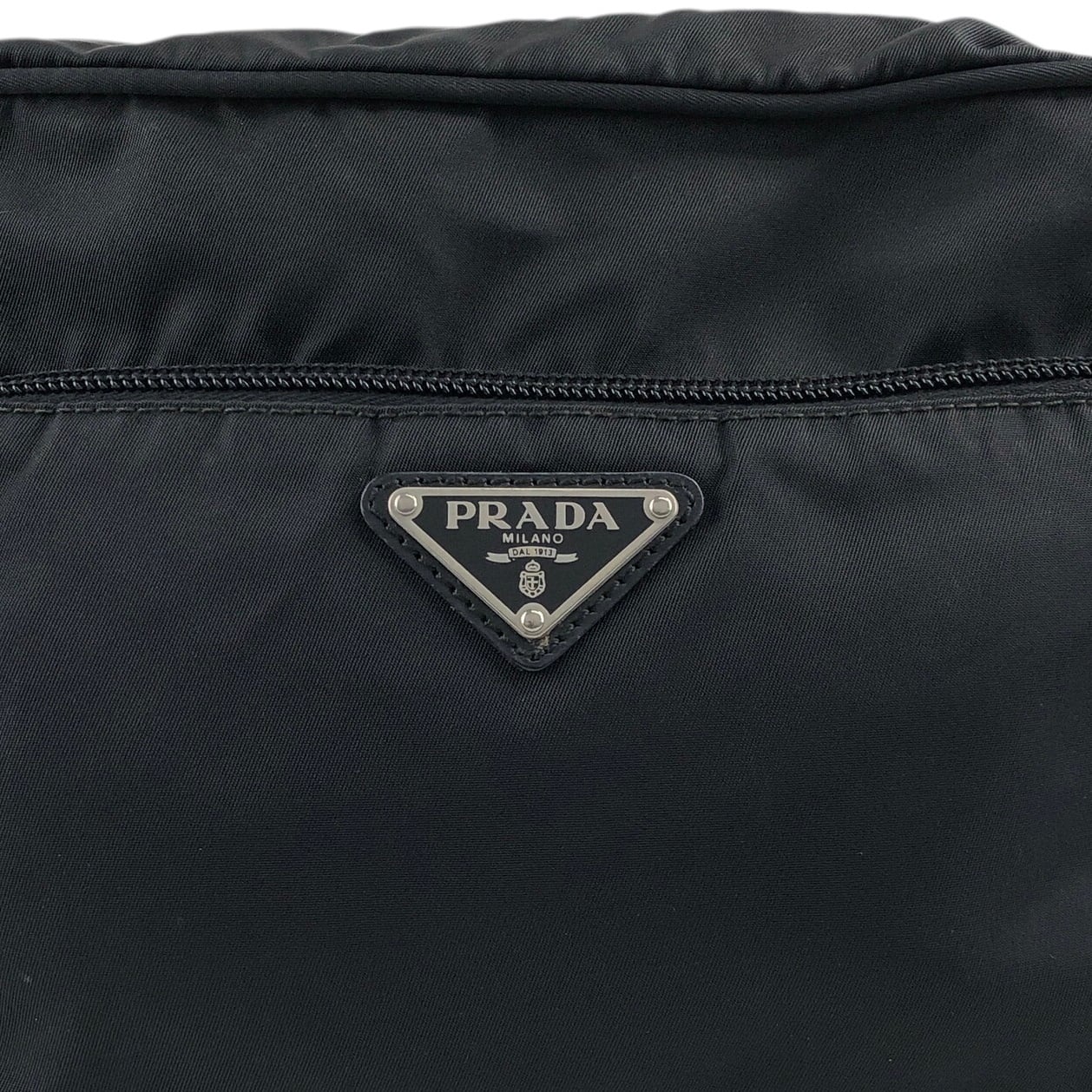 PRADA プラダ ショルダーバッグ ブラック トライアングルロゴ ナイロン