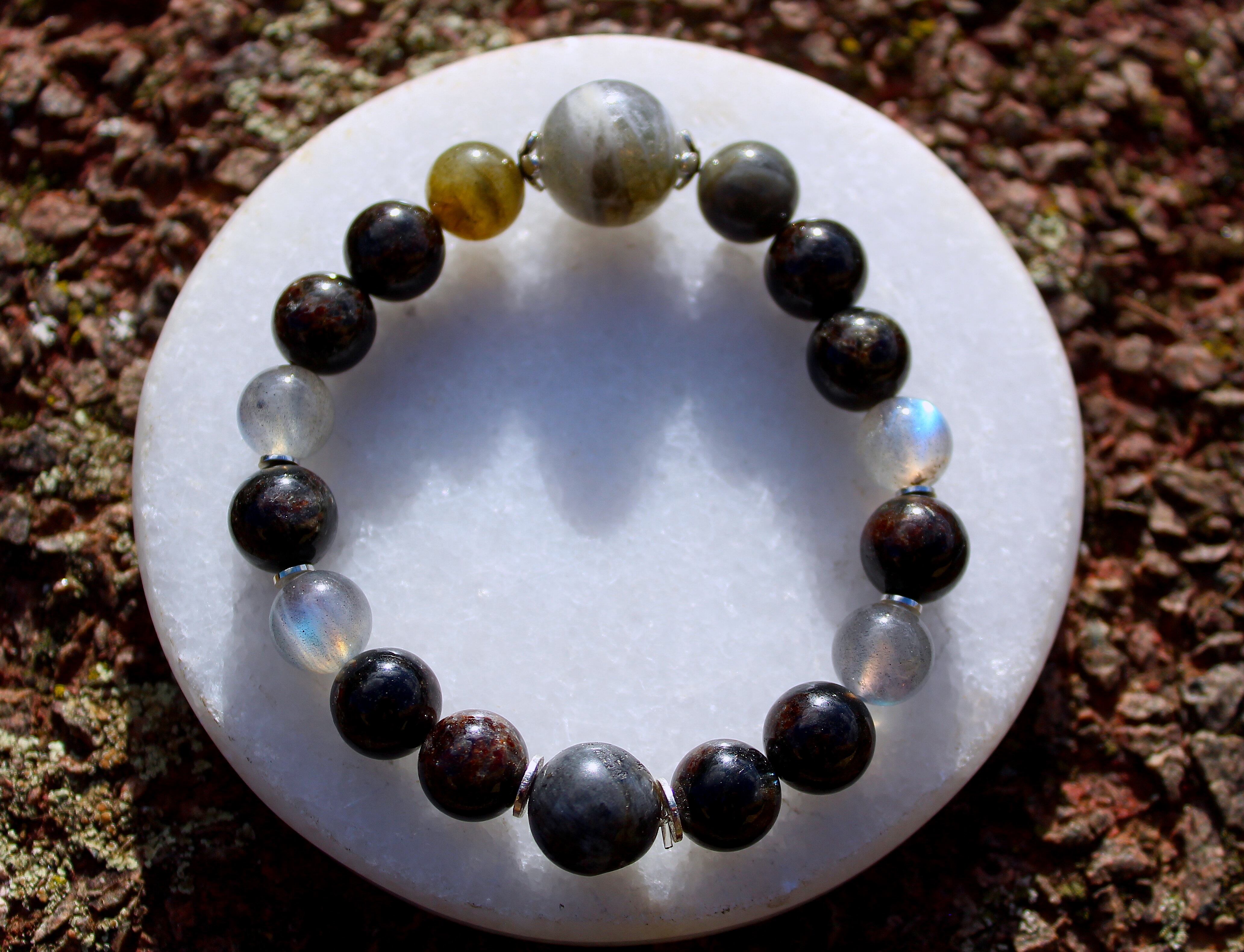 ラブラドライトAAA級、アストロフィライトAAA級 宇宙と繋がる 直感力