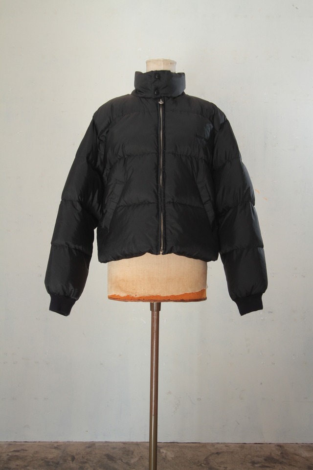 90s NAF NAF short length down jacket