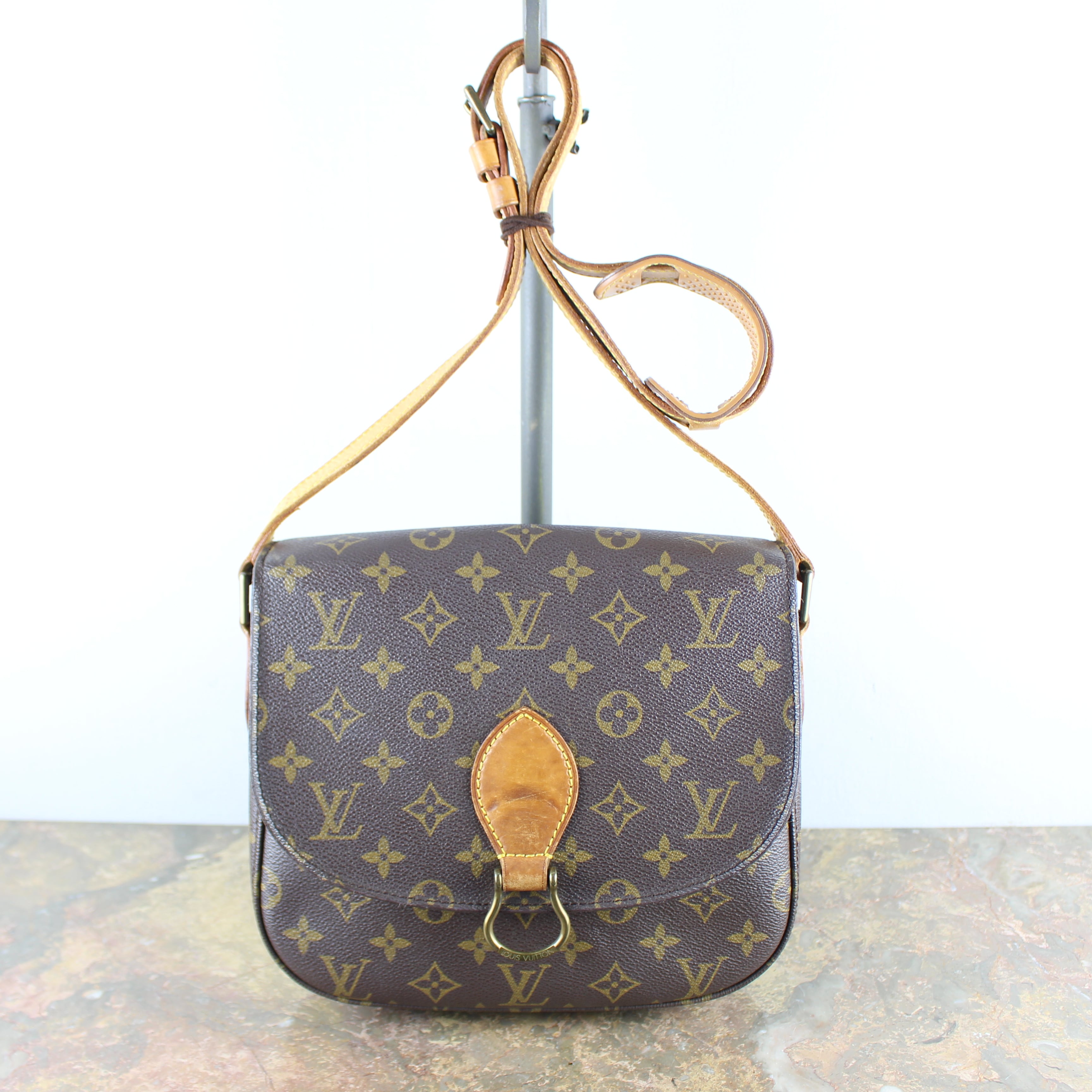 LOUIS VUITTON M51242 9005 V I MONOGRAM SHOULDER BAG MADE IN FRANCE