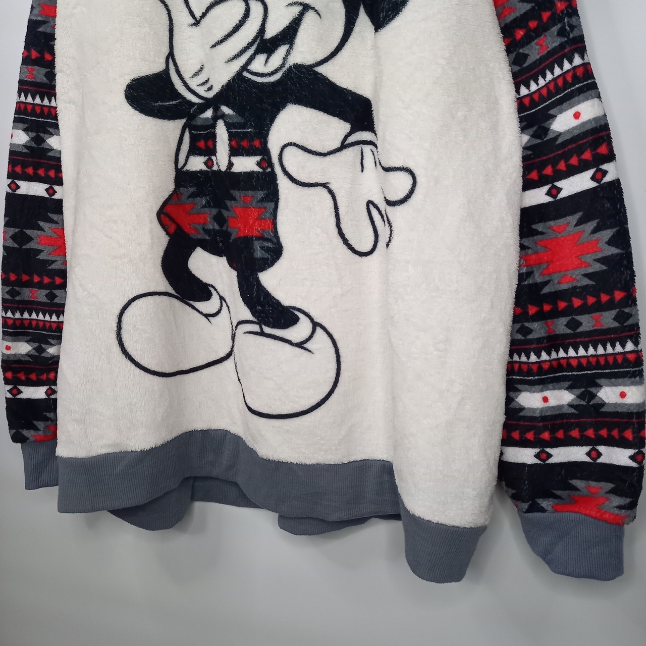 ディズニー　フリース　プルオーバー　ミッキー　幾何学模様　ホワイト　3XL