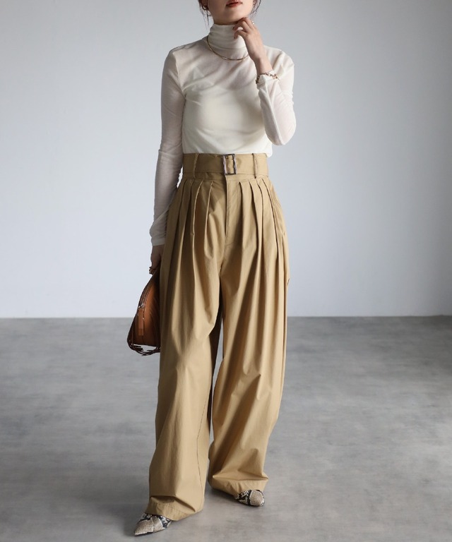 シアーハイネックニットプルオーバー