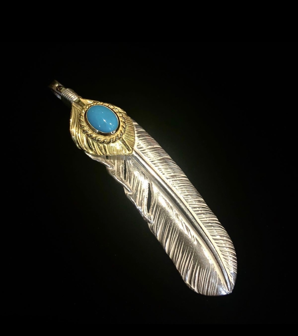 ゴローズ 上銀金縄ターコイズ特大フェザー 右向き ネックレストップ  