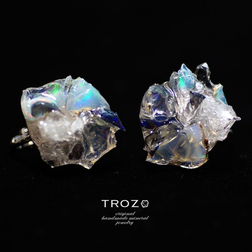 【Opal Fest No. 123】 Integration Earring オパール × クォーツ 鉱物原石 イヤリング [一点もの] 天然石 アクセサリー
