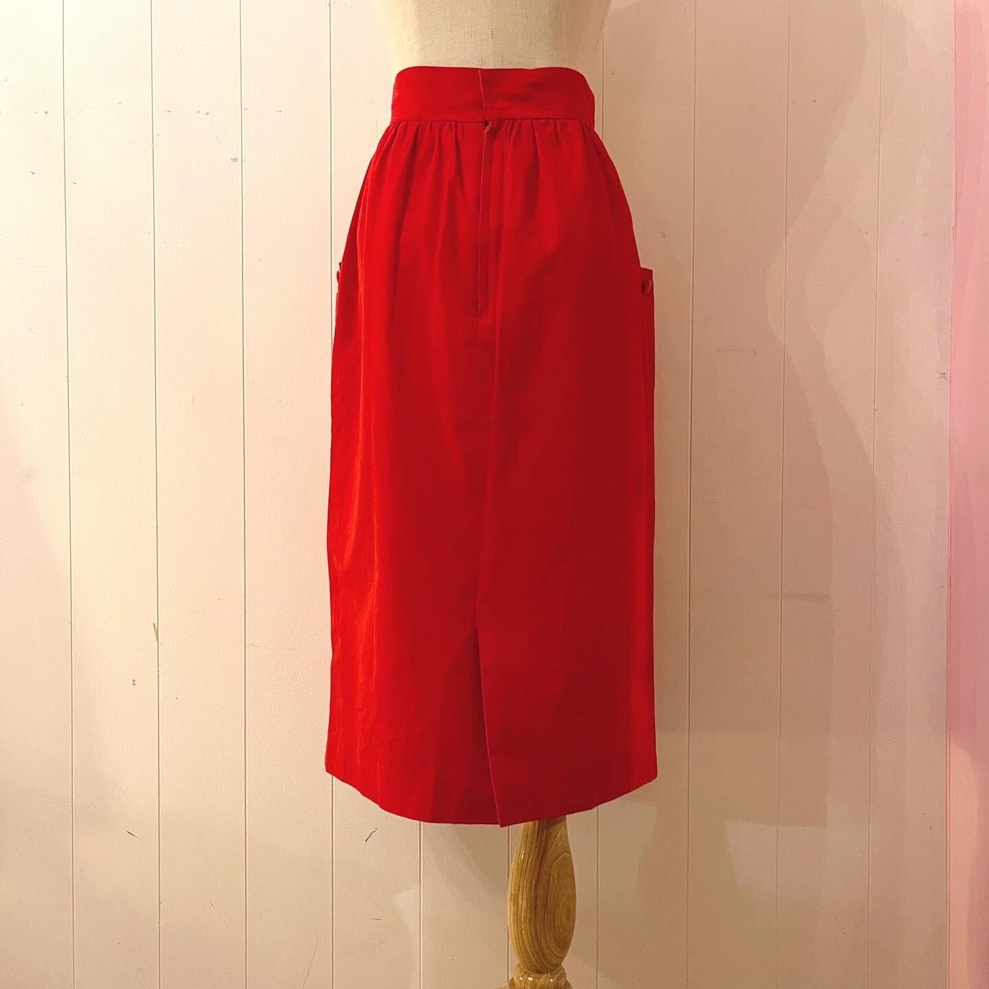 red cross belt semi tight skirt