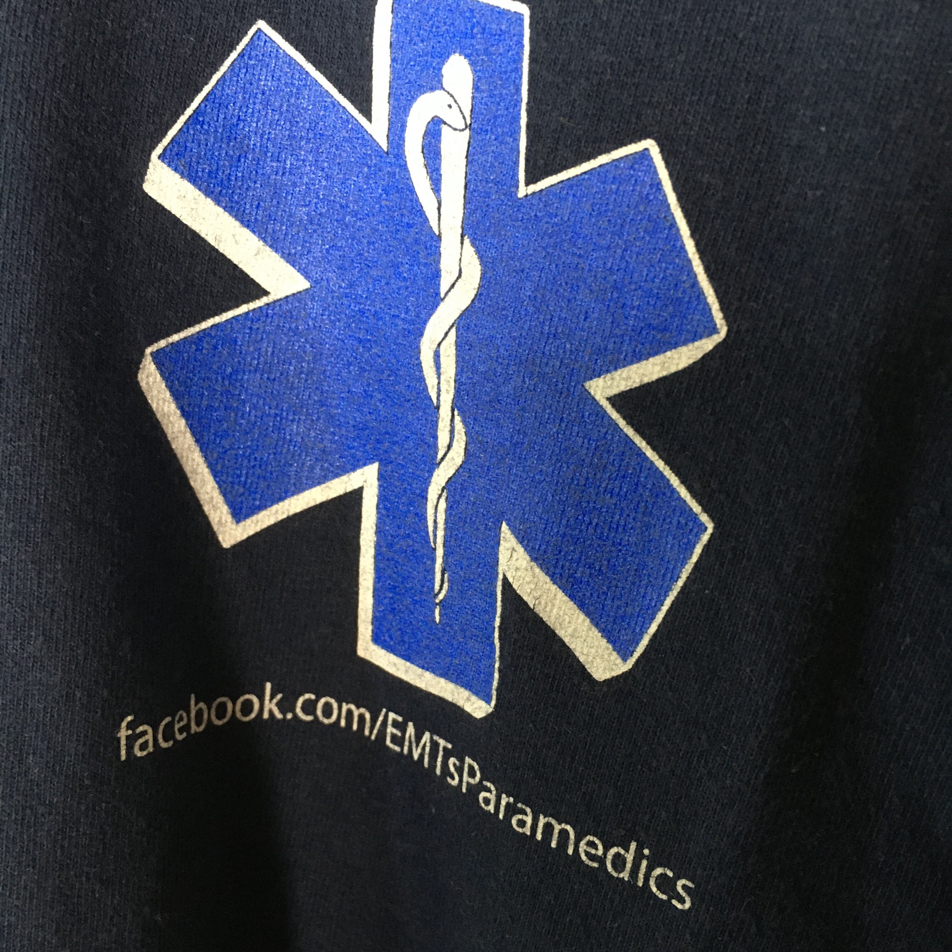 US輸入】Hanes Tシャツ 長袖 EMT 国際救助ロゴ バックプリント | 古着