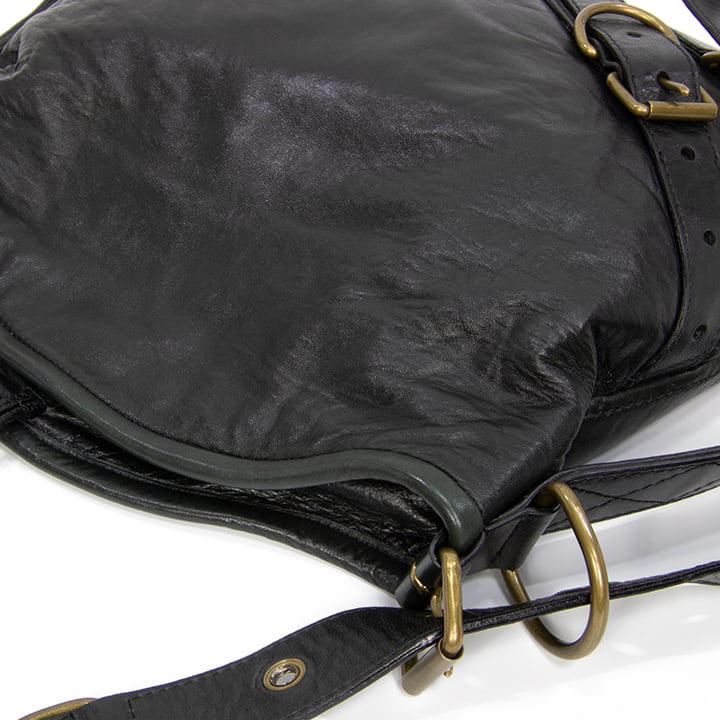 限界価格・送料無料・美品】GIVENCHY・ジバンシィ・ショルダーバッグ