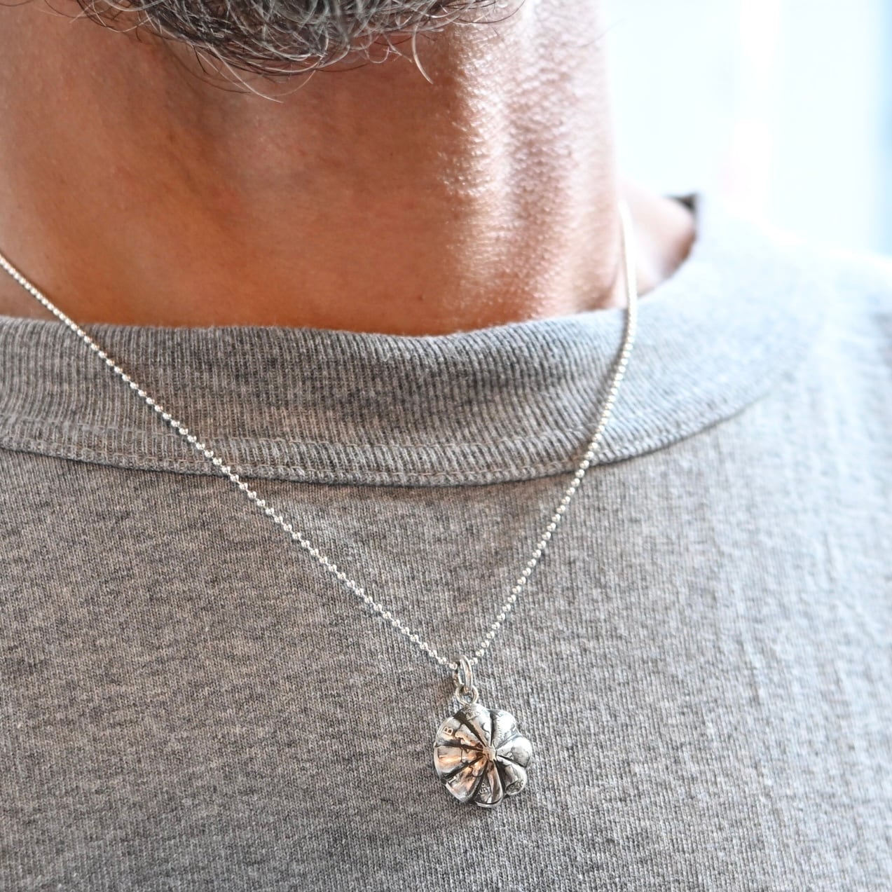 ミュージシャン The 1975 SILVER NECKLACE ミュージシャン The 1975 SILVER NECKLACE The 1975 Necklace - The