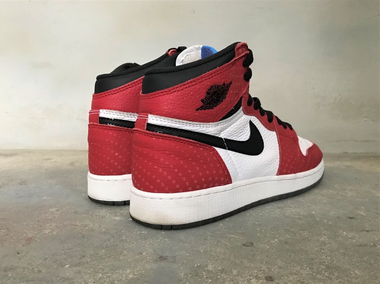 2018 NIKE AIR JORDAN1 HIGH OG × SPIDERMAN 