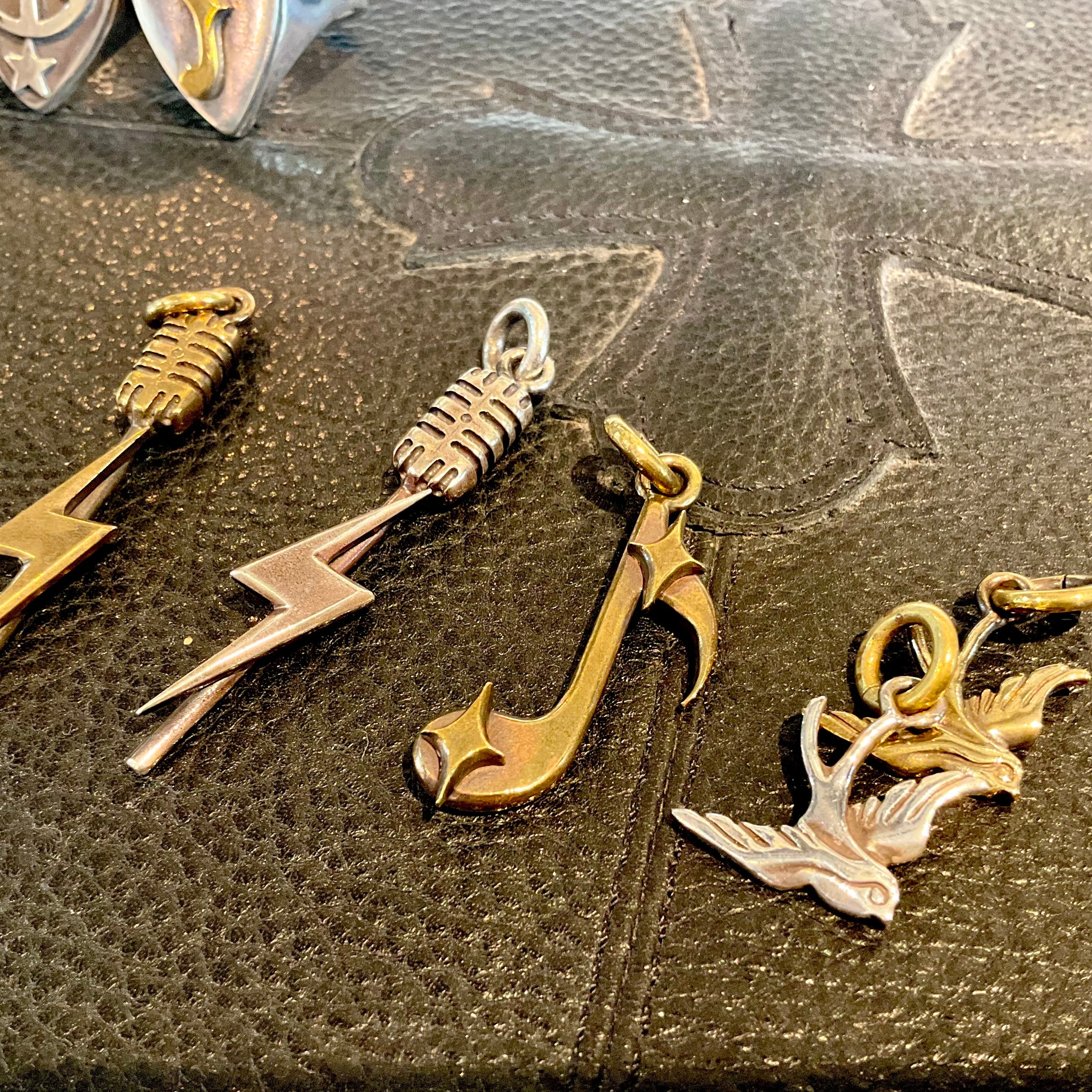 レアTHIRTEENDESIGNS サーティーンMADSkull キーチェーン THIRTEENDESIGNS サーティーンデザインズ KY-3 MAD SKULL HANGING KEY