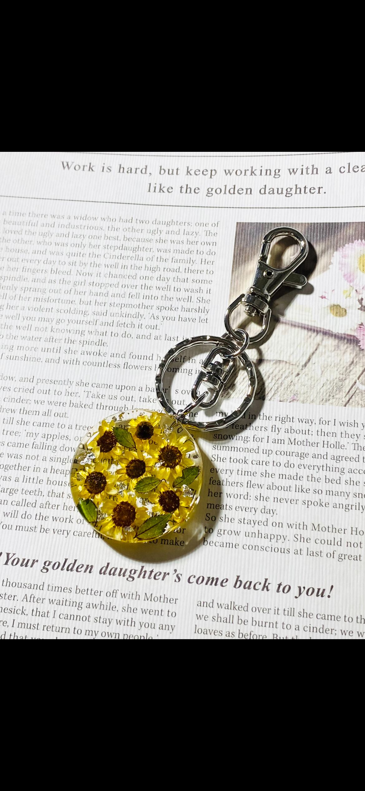 ひまわりのキーホルダー レジン