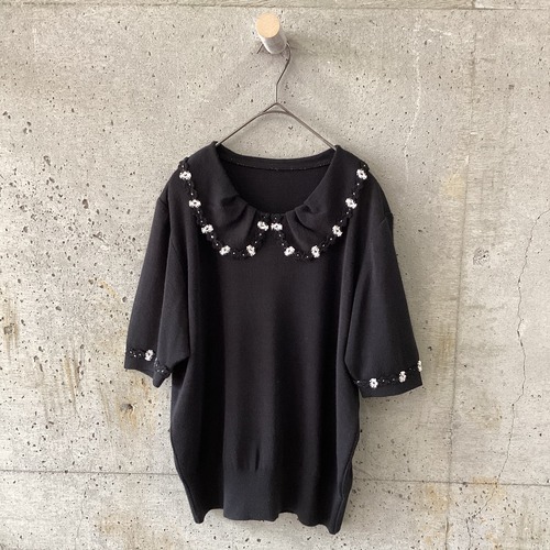 Flower motif border short sleeve knit