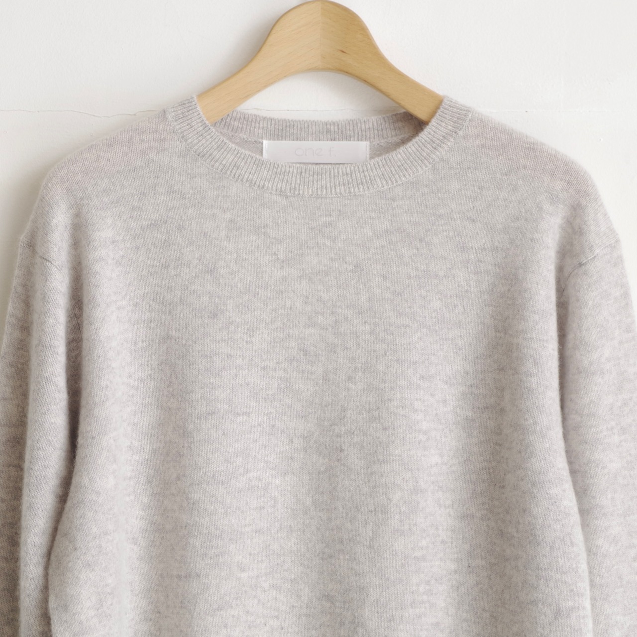 one f.  Cashmere Crew Neck Knit