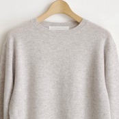 one f.  Cashmere Crew Neck Knit