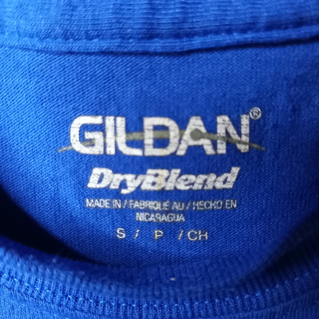 ギルダン　クルーネック　プリントTシャツ　半袖　ドライブレンド　ブルー　S