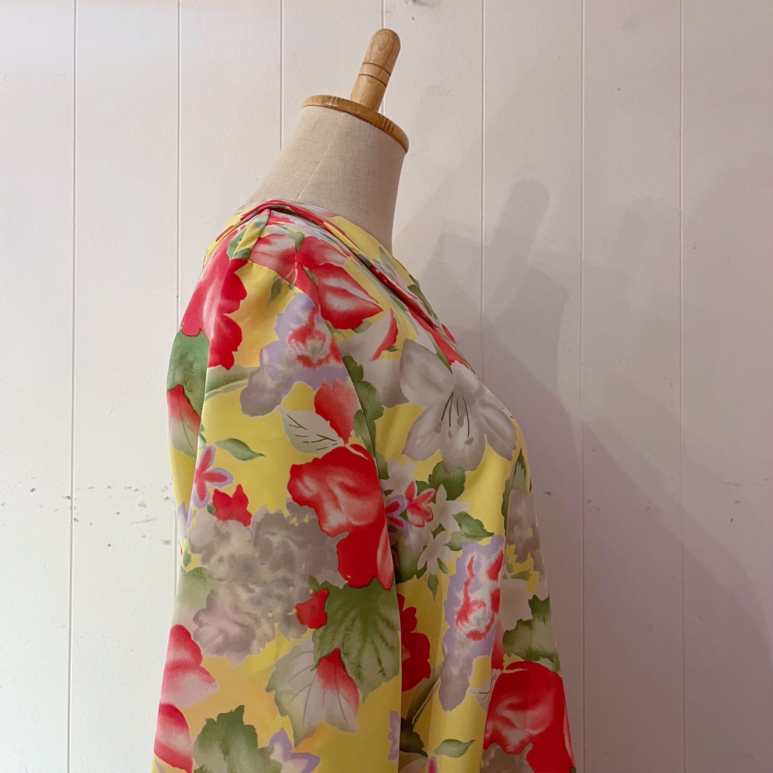 neon yellow flower blouse