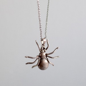 【VINTAGE】Spider Motif Genuine Silver Gimmick Necklace SILVER925