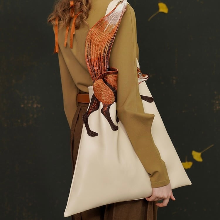 〈お値下げ可能〉奇妙な洋装雑貨店　悪狐の悪巧みバッグ　トートバッグ　海外製品 狐物語群〜悪狐の悪巧みバッグ〜M23235 | 奇妙な洋装雑貨店 Magica Bazaar