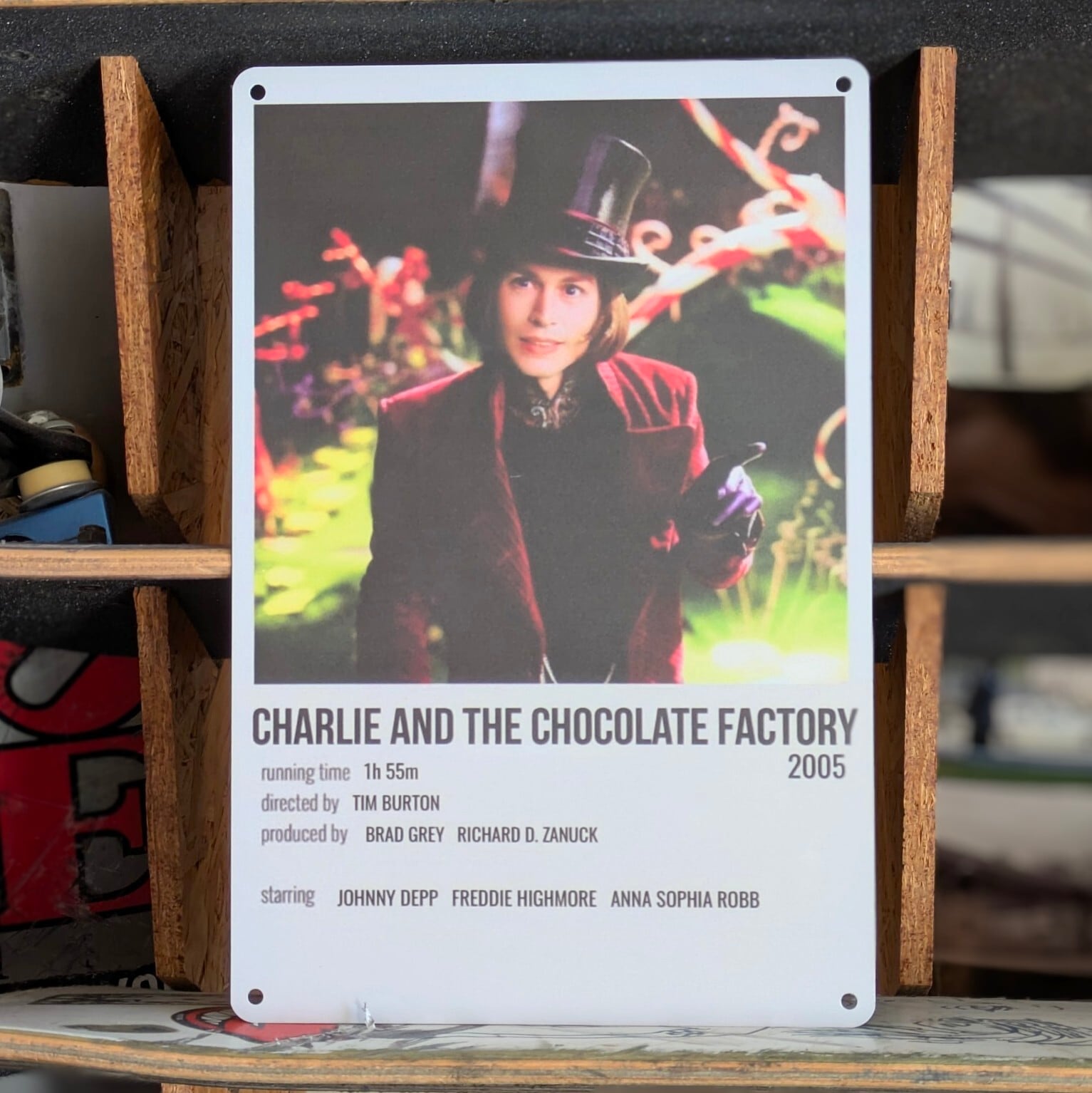 送料無料!ちょうどいいブリキ看板 【 Charlie and the Chocolate Factory / チャーリーとチョコレート工場 】 METAL SIGN / メタルサイン / ブリキ看板 / サインボード / ビンテージ加工〚アメリカン雑貨 アメトイ〛
