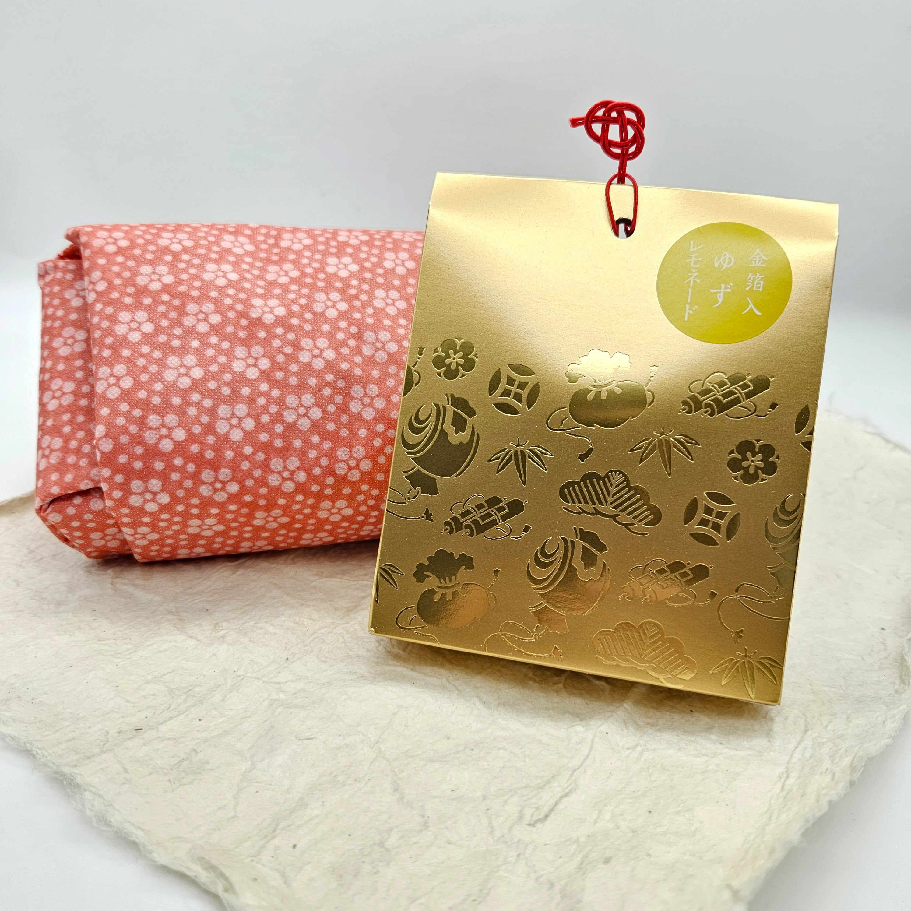 ビン入り金箔 根付（小） | 友禅工芸すずらん online shop