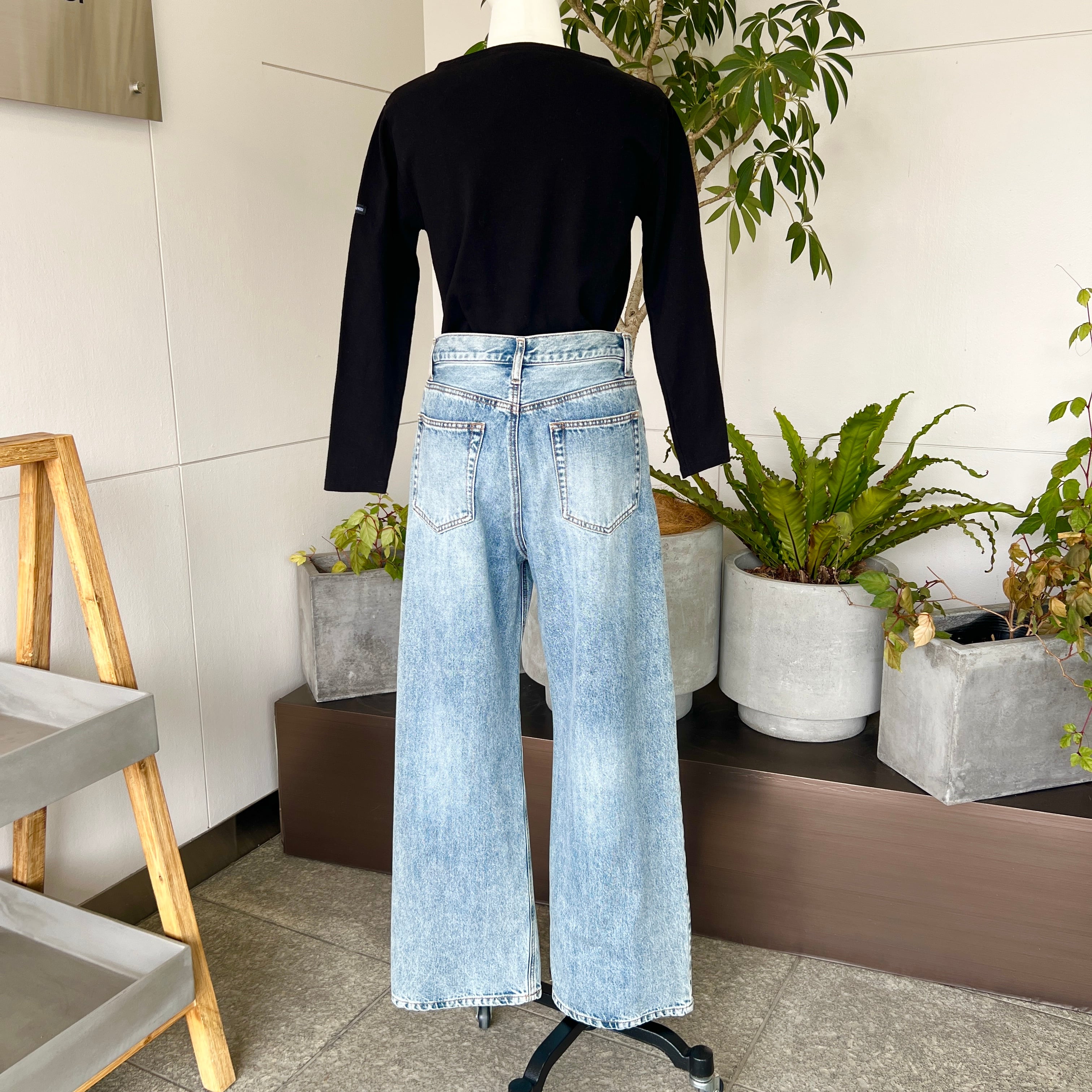 デニムタックワイドパンツ《cafune カフネ》 | Casablanca (カサブランカ)