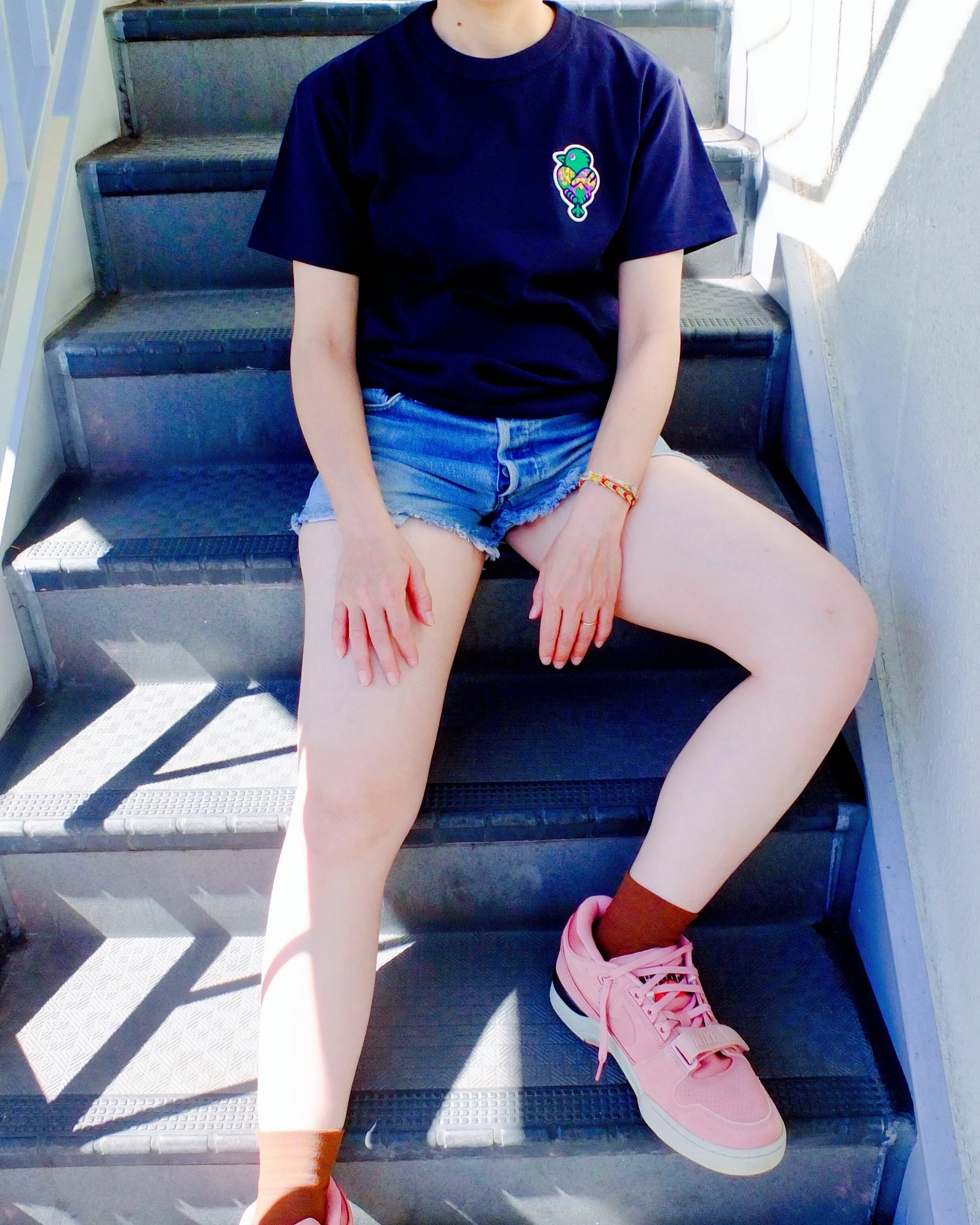 ハトハートと愛脳のワッペンTシャツ C/#大地紺(ネイビー)