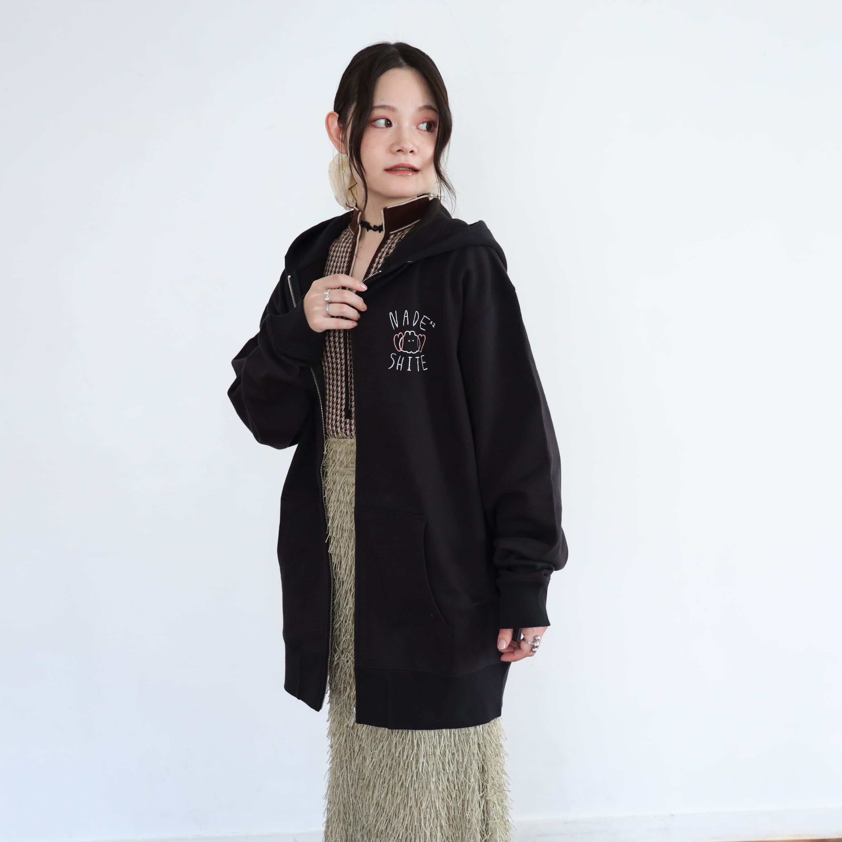 NADENADE刺繍ZIPパーカ/カーキ（MK-518) | もくもくちゃん公式