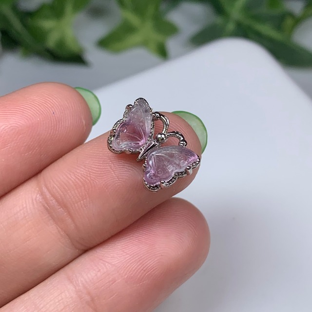 1.フローライト蝶々・貫通穴☆パーツ