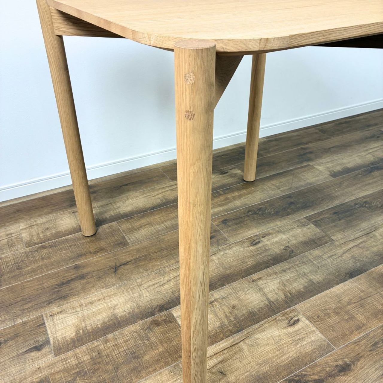KARIMOKU NEW STANDARD CASTOR TABLE 75 カリモクニュースタンダード キャストールテーブル 75 ダイニングテーブル ナチュラル モダン ナチュラルモダン 北欧 木目 カフェ スクエア ピュアオーク オーク【中古】【250サイズ】