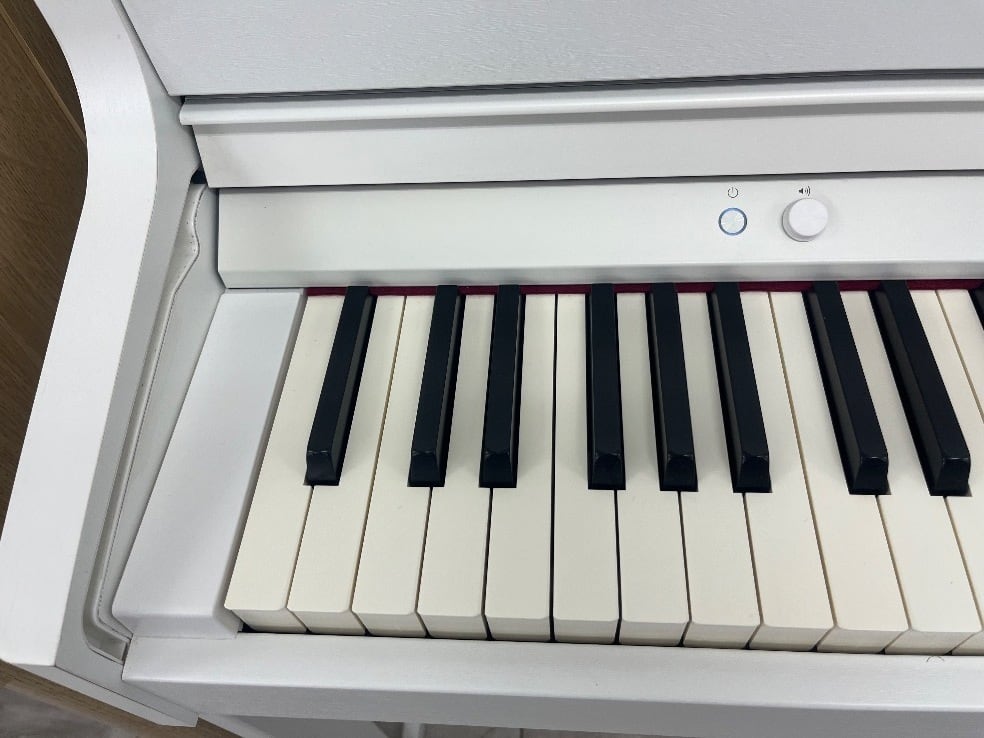 ★76595【電子ピアノ】ROLAND　HP702WH　19年製 ☆76595【電子ピアノ】ROLAND HP702WH 19年製 新品】デジタルピアノ