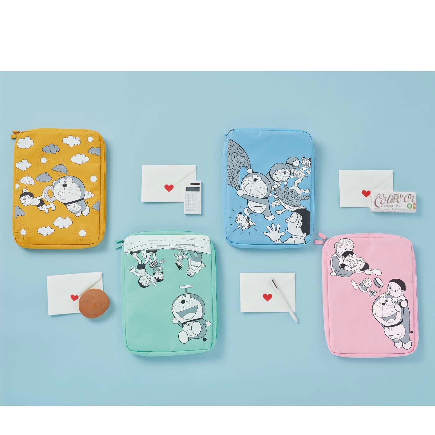 ドラえもん 漫画デザイン ポーチ ドラえもん なんでも収納 A4ファイルポーチ「タイムふろしき