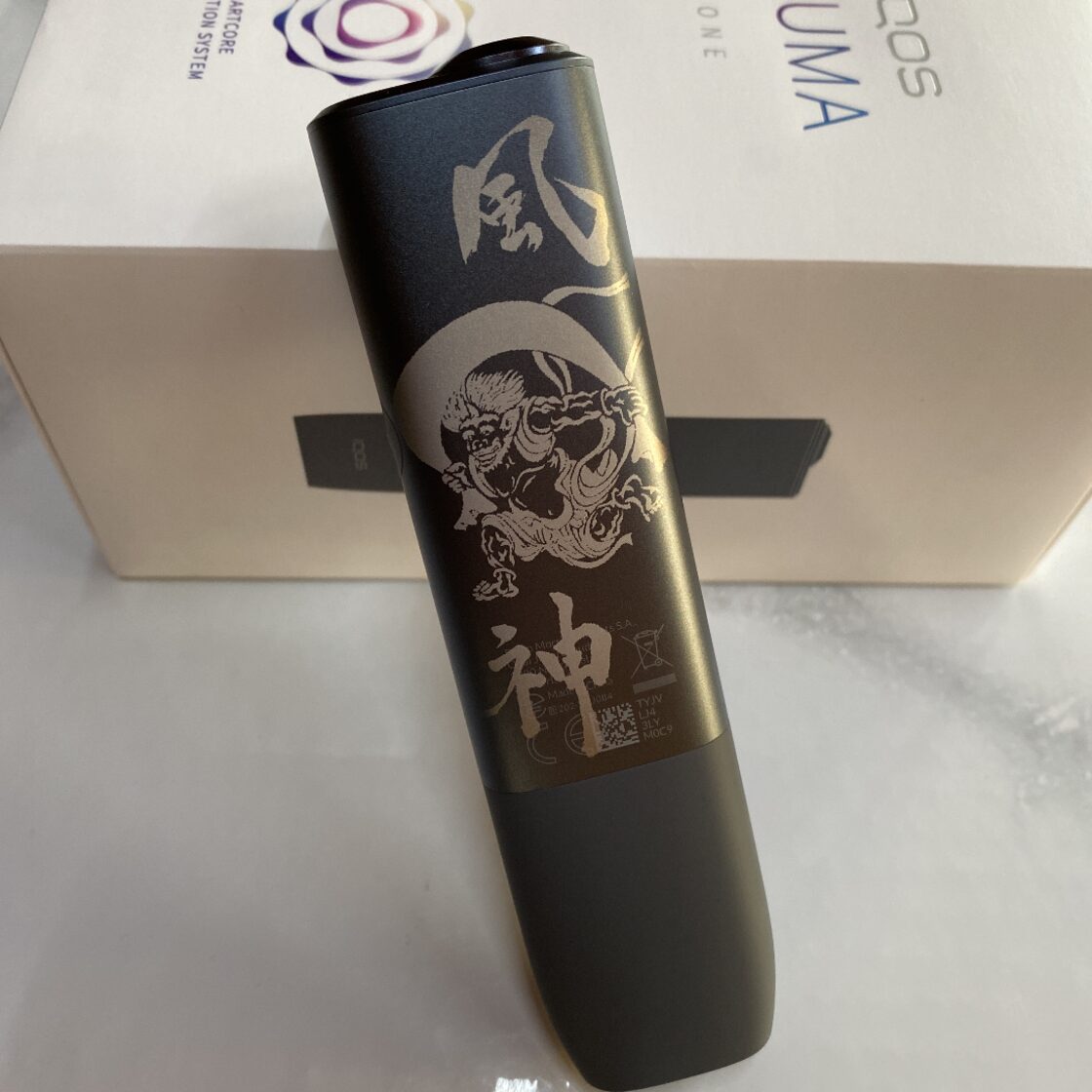 ０ iQOS ILUMA ONE アイコス イルマ ワン レーザー加工＊蓮グレー IQOS - iQOS ILUMA ONE イルマワン レーザー加工 蛇 牡丹 和柄 和彫り