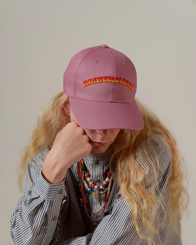 残り3点| ラウンドエンブロイダリーロゴキャップ|グレープ