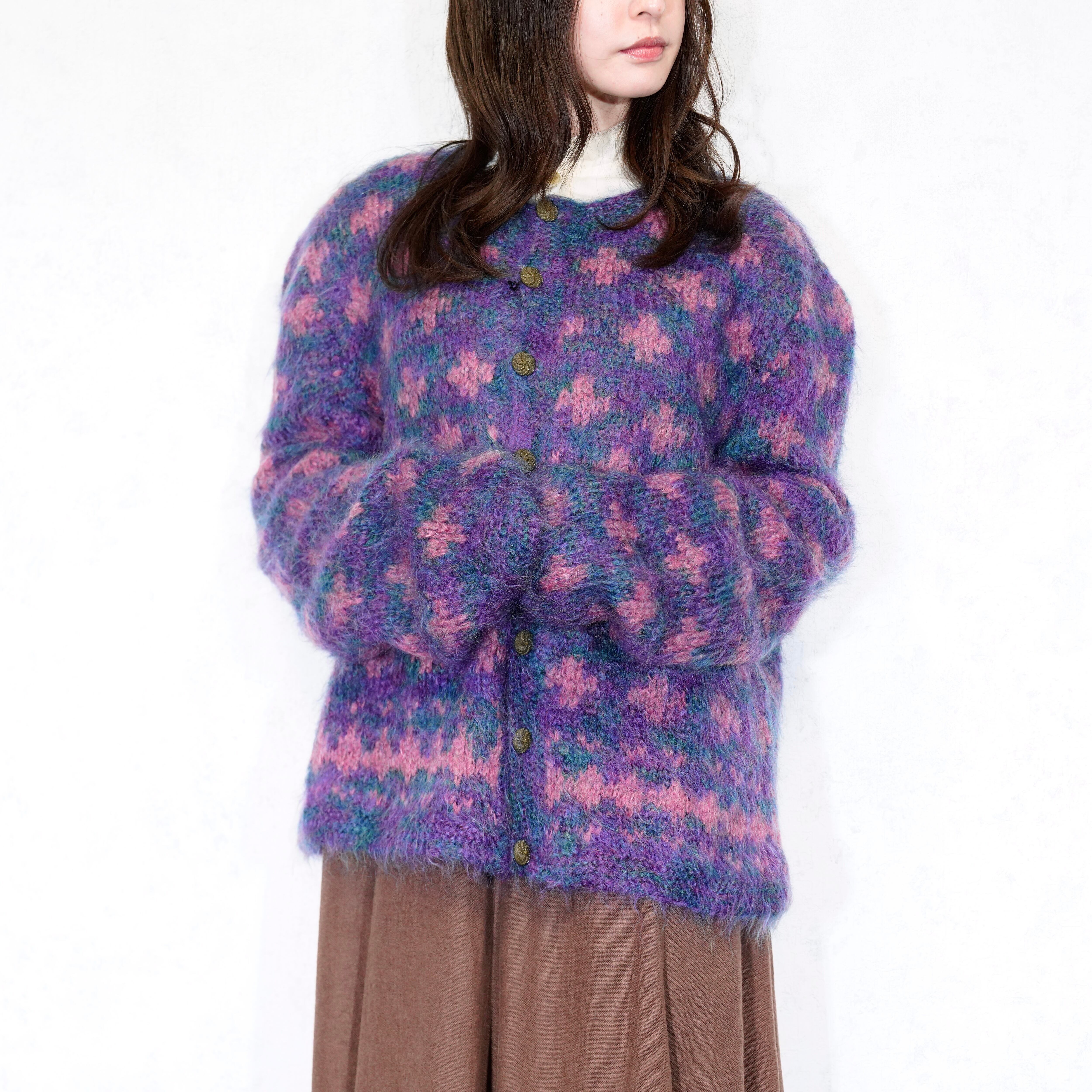 【ヴィンテージ】古着 ニット カーディガン ダブル 総柄 緑 赤 青 紫 レトロ USA VINTAGE PATTERNED DESIGN MOHAIR KNIT CARDIGAN/アメリカ古着柄