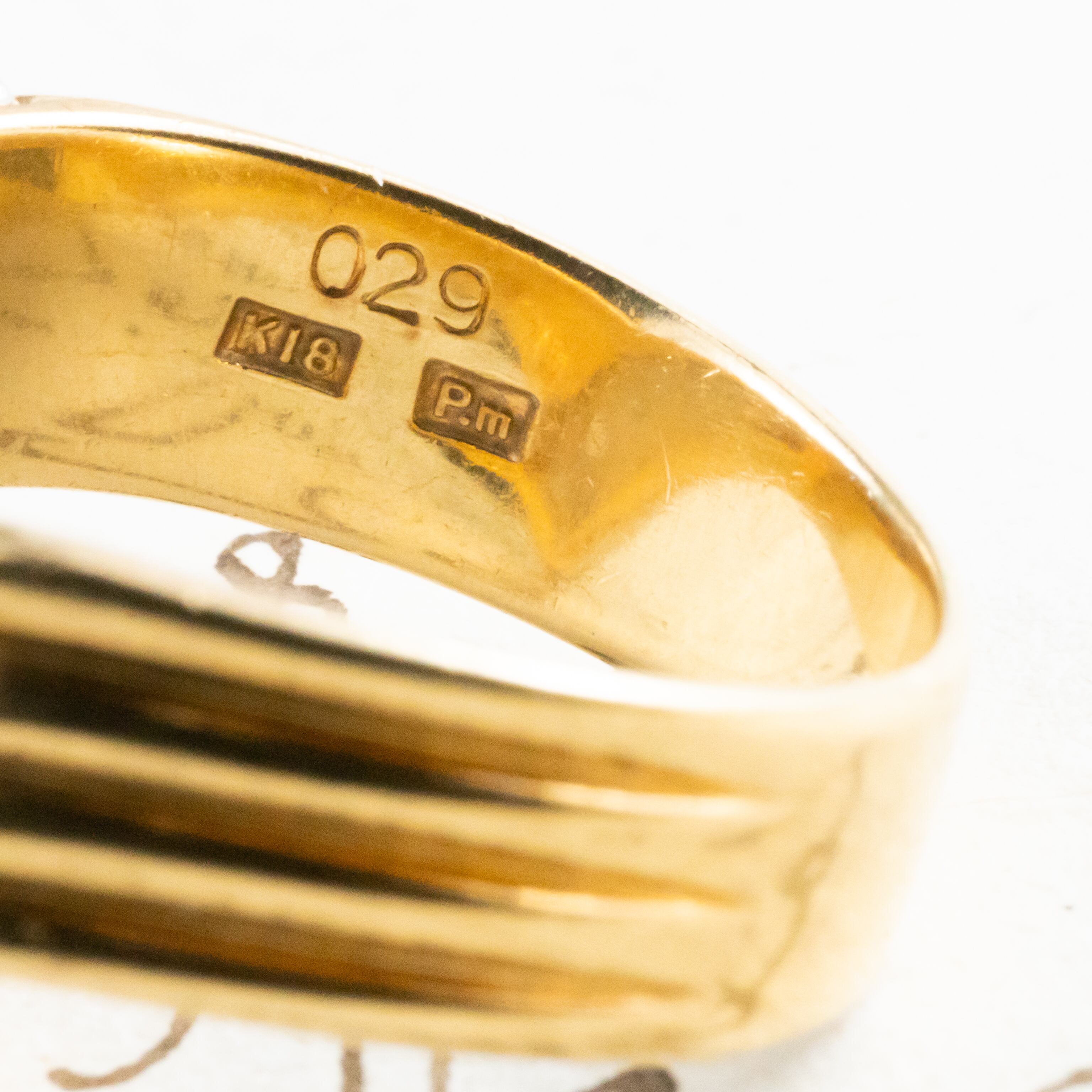 昭和レトロデザインリング K18 Pm ダイヤ 0.29ct 〜時代を感じさせない
