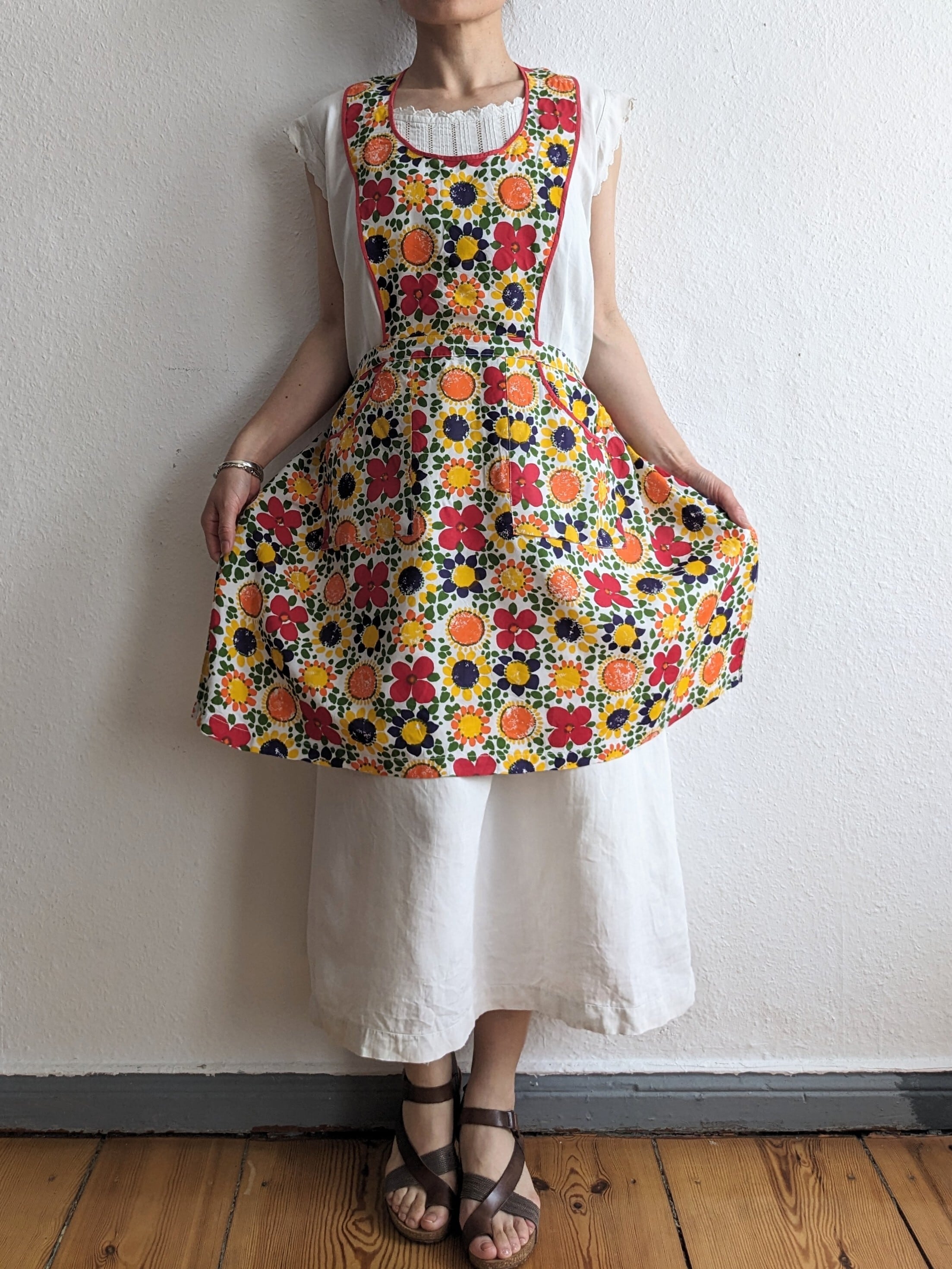 Vintage_DDR Flower apron from Germany | un deux popon