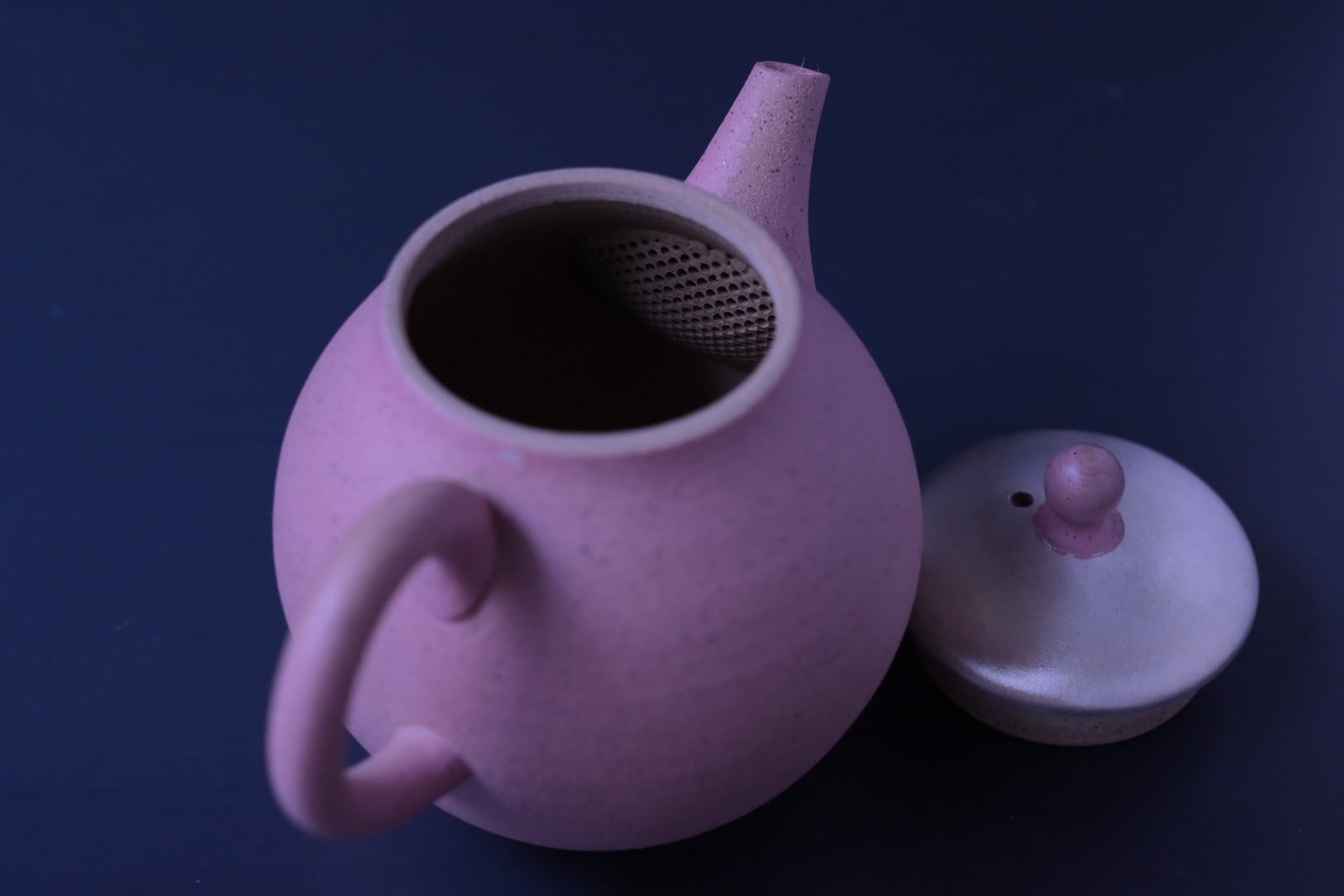 伊藤成二 銀彩蓋 桜 茶壷 | 鎌倉倶楽部 茶寮
